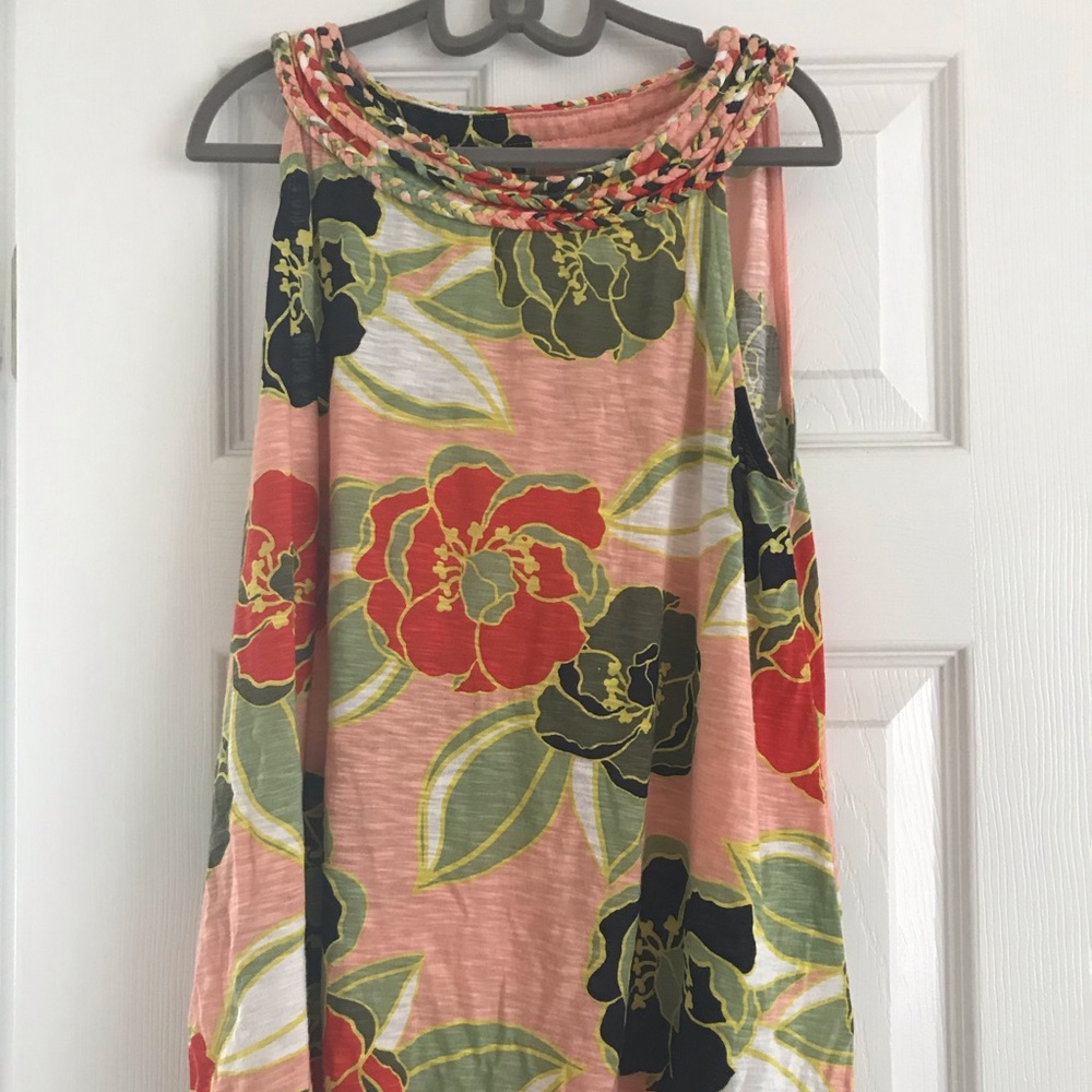Crown and ivy shirt